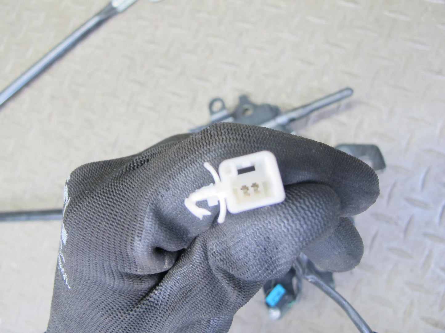 10-15 Lexus IS350 IS250 Convertible Front Trunk Roof Lock Latch Motor Assy OEM