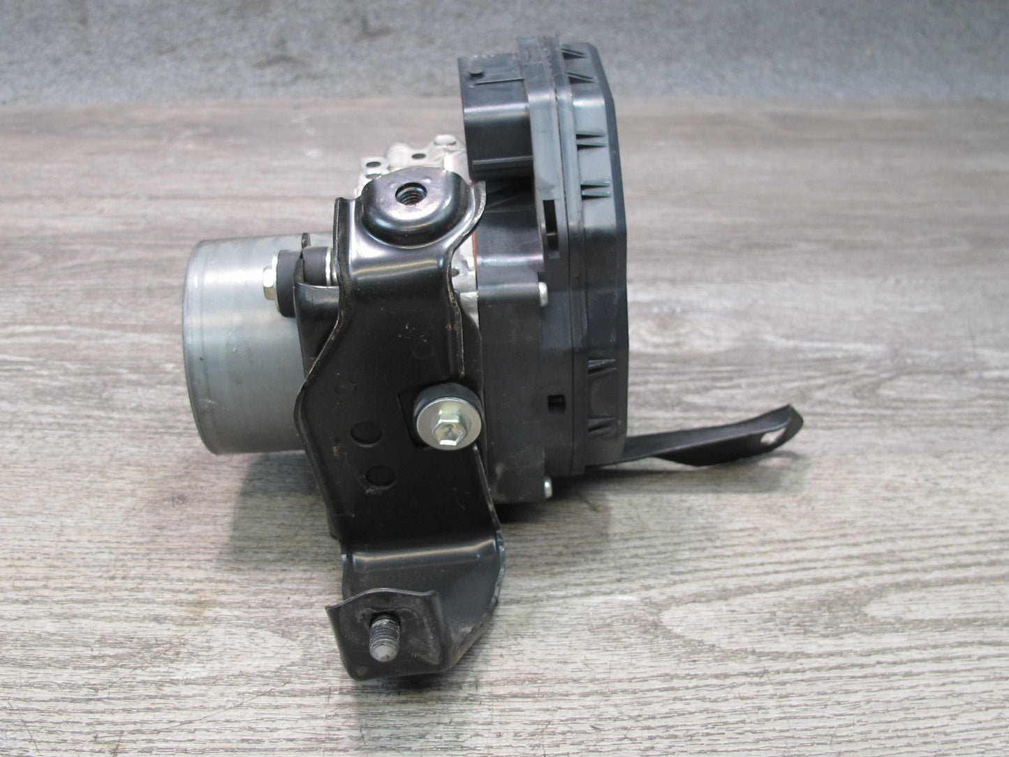 2010 Lexus GSE20L IS250 RWD Convertible Anti Lock Brake ABS Pump Module Unit OEM