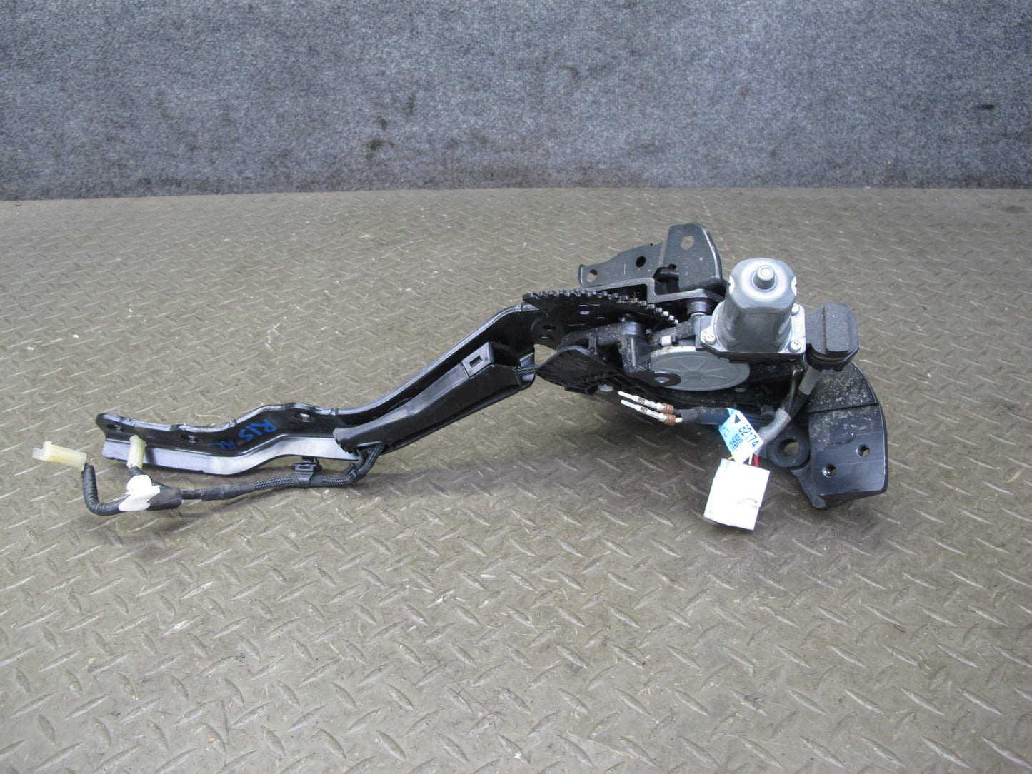 10-15 Lexus IS350 IS250 Convertible Rear Left Side TOP Roof Motor Hinge OEM