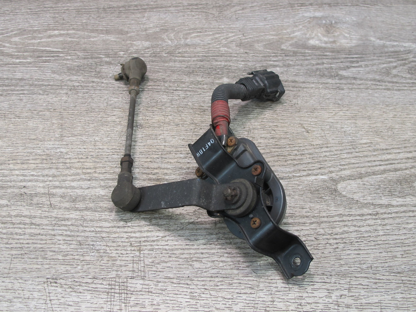 01-06 Lexus UCF30L LS430 Front Suspension Height Level Sensor OEM
