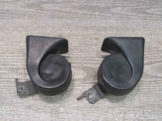 04-06 Lexus UCF30L LS430 Set of 2 High & Low Tone Note Pitch Horn Signal OEM