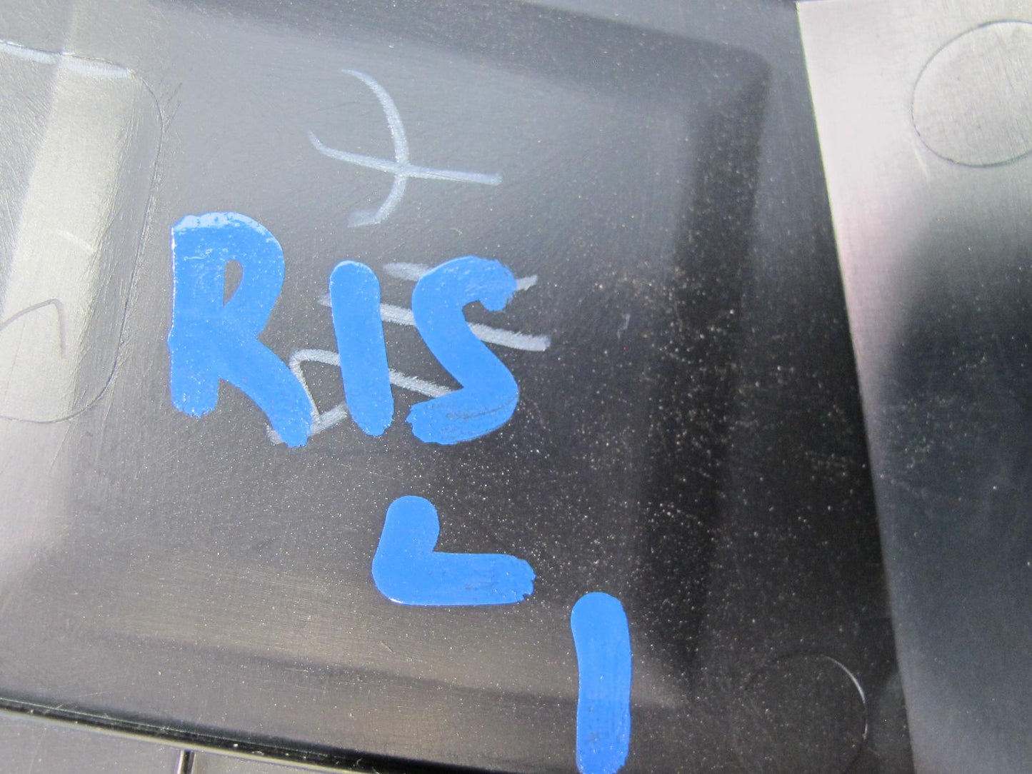 06-15 Lexus IS350 IS250 Set of 2 Left & Right Dash END Cap Trim Cover Black OEM