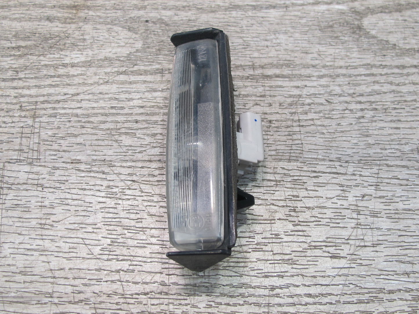 01-06 Lexus UCF30L LS430 Set of 2 Rear Trunk License Plate Light Lamp OEM