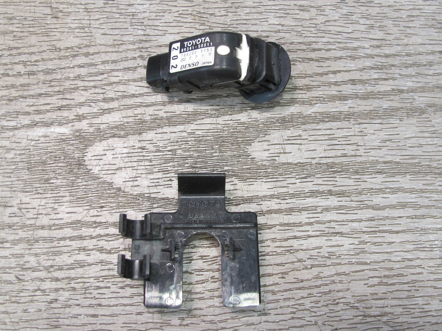 04-06 Lexus UCF30L LS430 Set of 4 Front Bumper PDC Parking Sensor w Bracket OEM