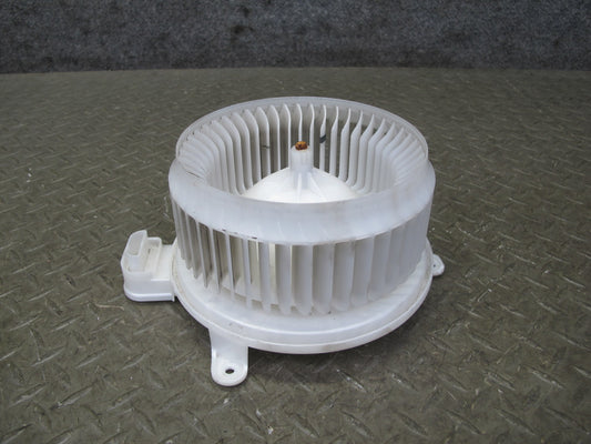 06-15 Lexus GSE20L IS350 IS250 A/C Heater Blower Motor Fan 272600-0334 OEM