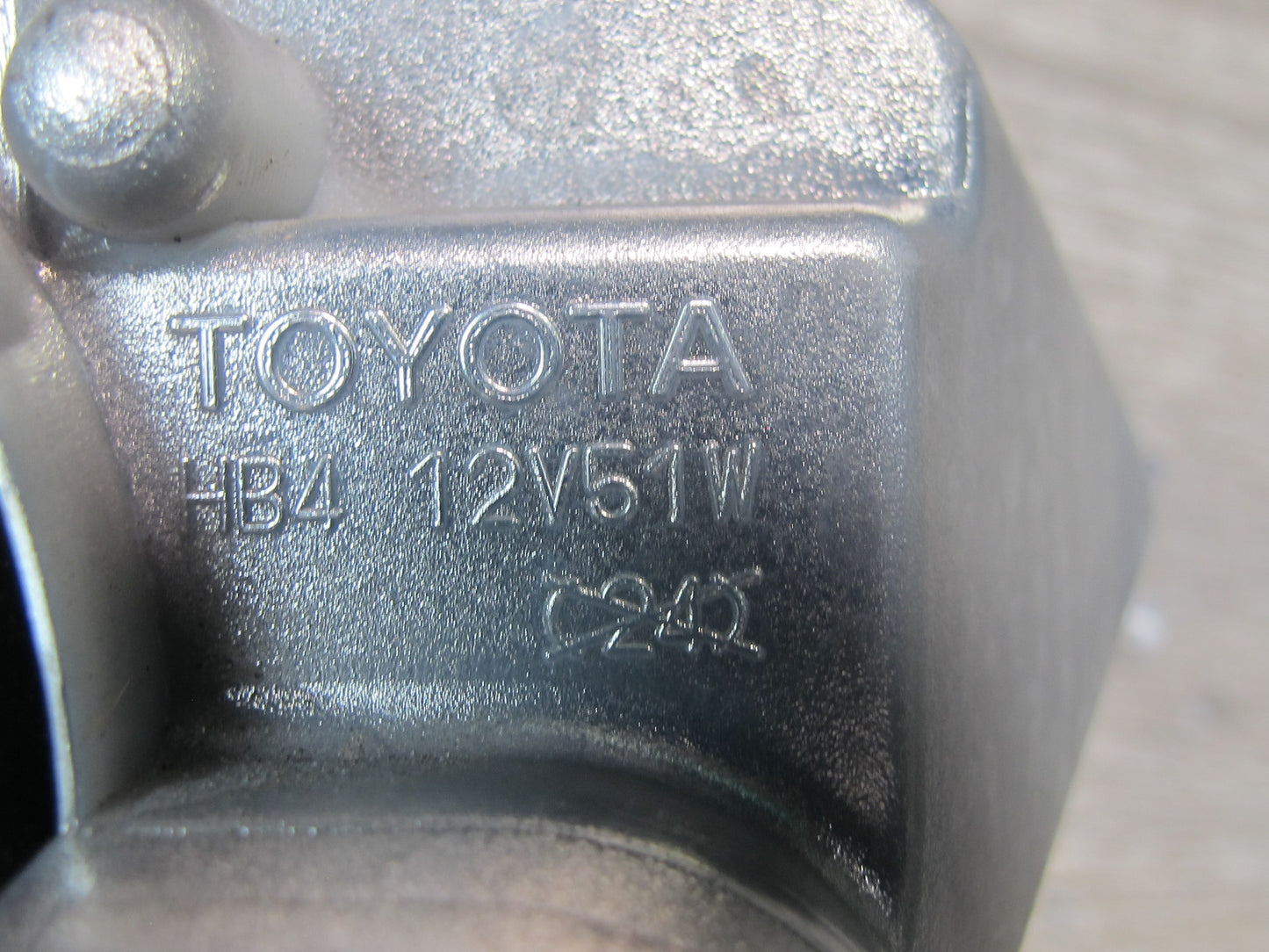 04-06 Lexus UCF30L LS430 Front Left Fog Light Lamp OEM