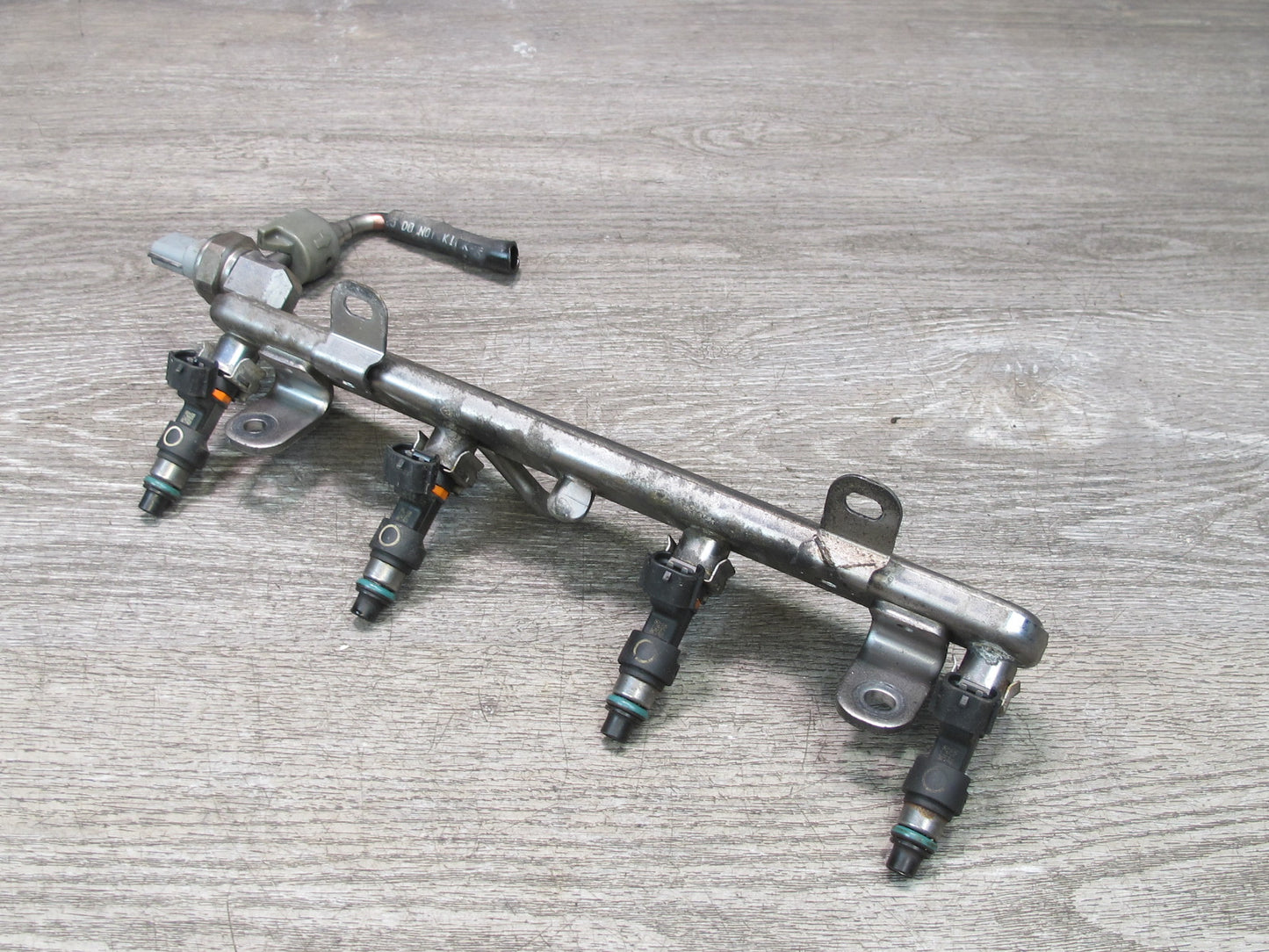 2014-2017 Infiniti QX60 2.5L Hybrid Fuel Rail Injector Set