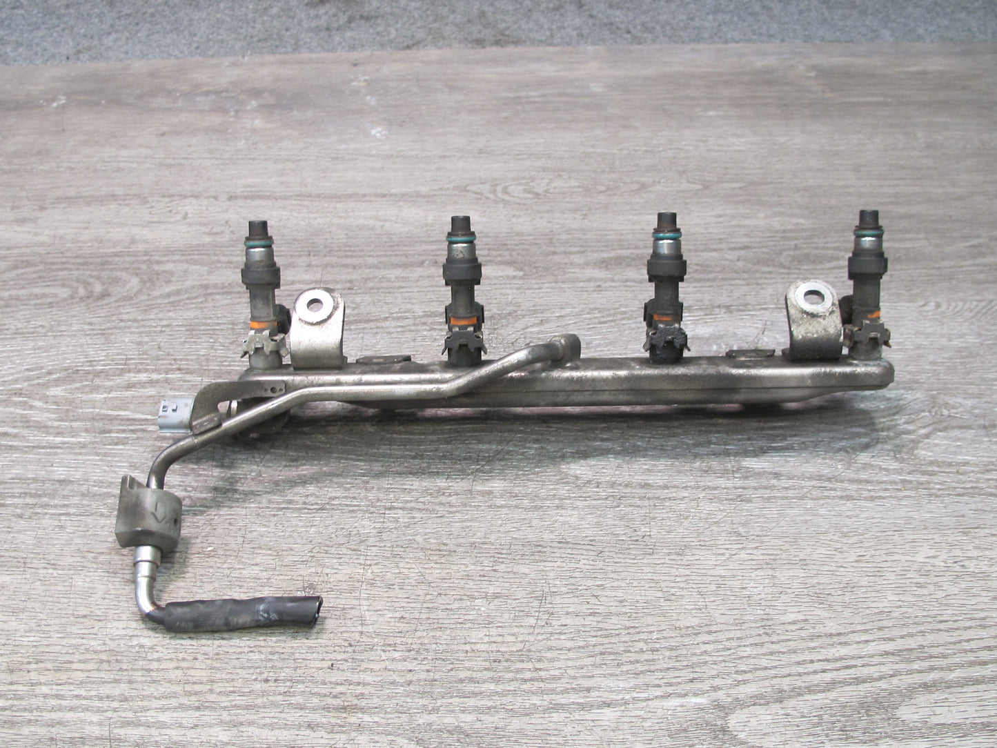 2014-2017 Infiniti QX60 2.5L Hybrid Fuel Rail Injector Set