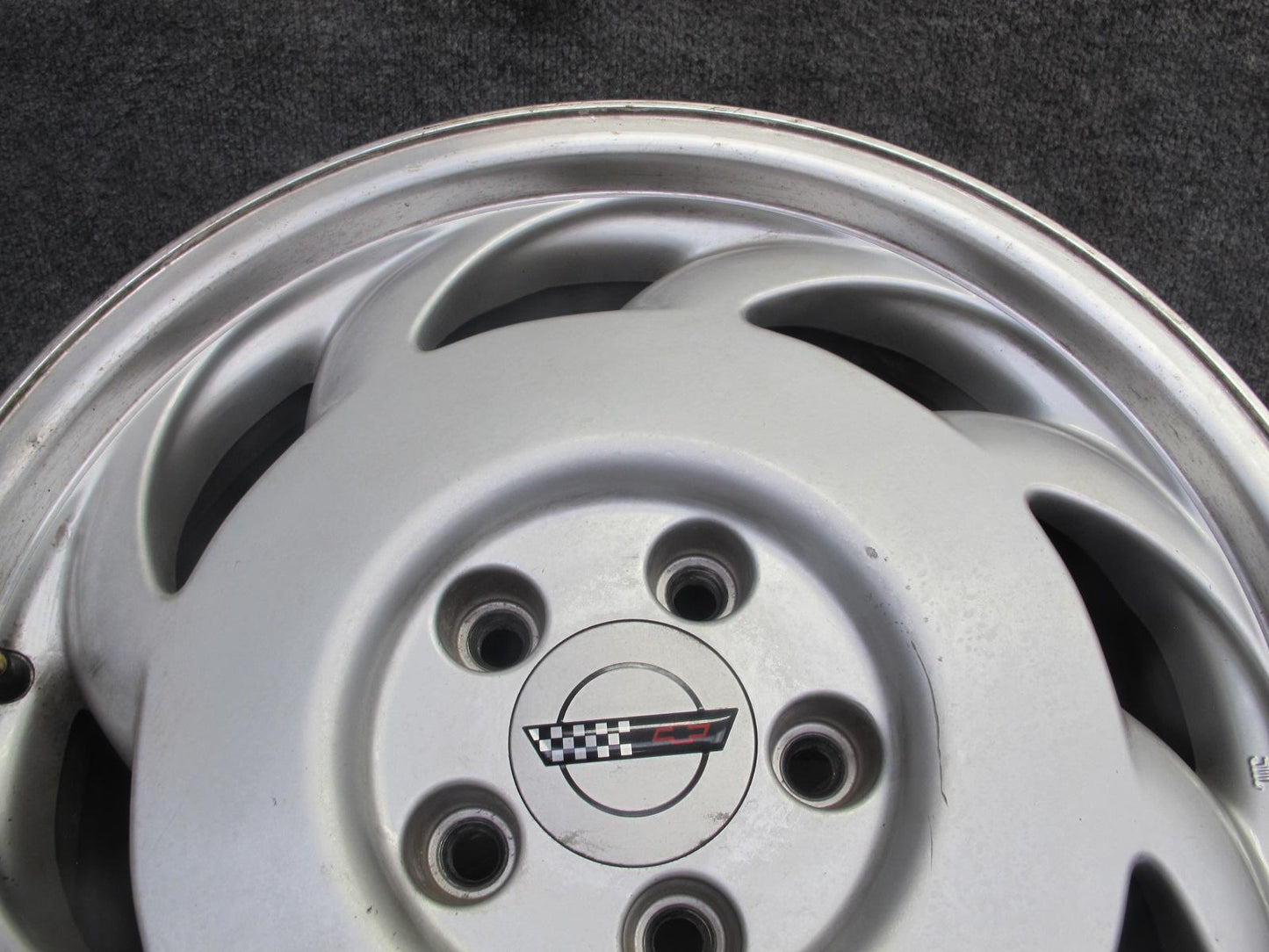 91-92 Chevrolet Corvette C4 Left 17" R17 Alloy Wheel Rim 17x9.5J ET56 OEM