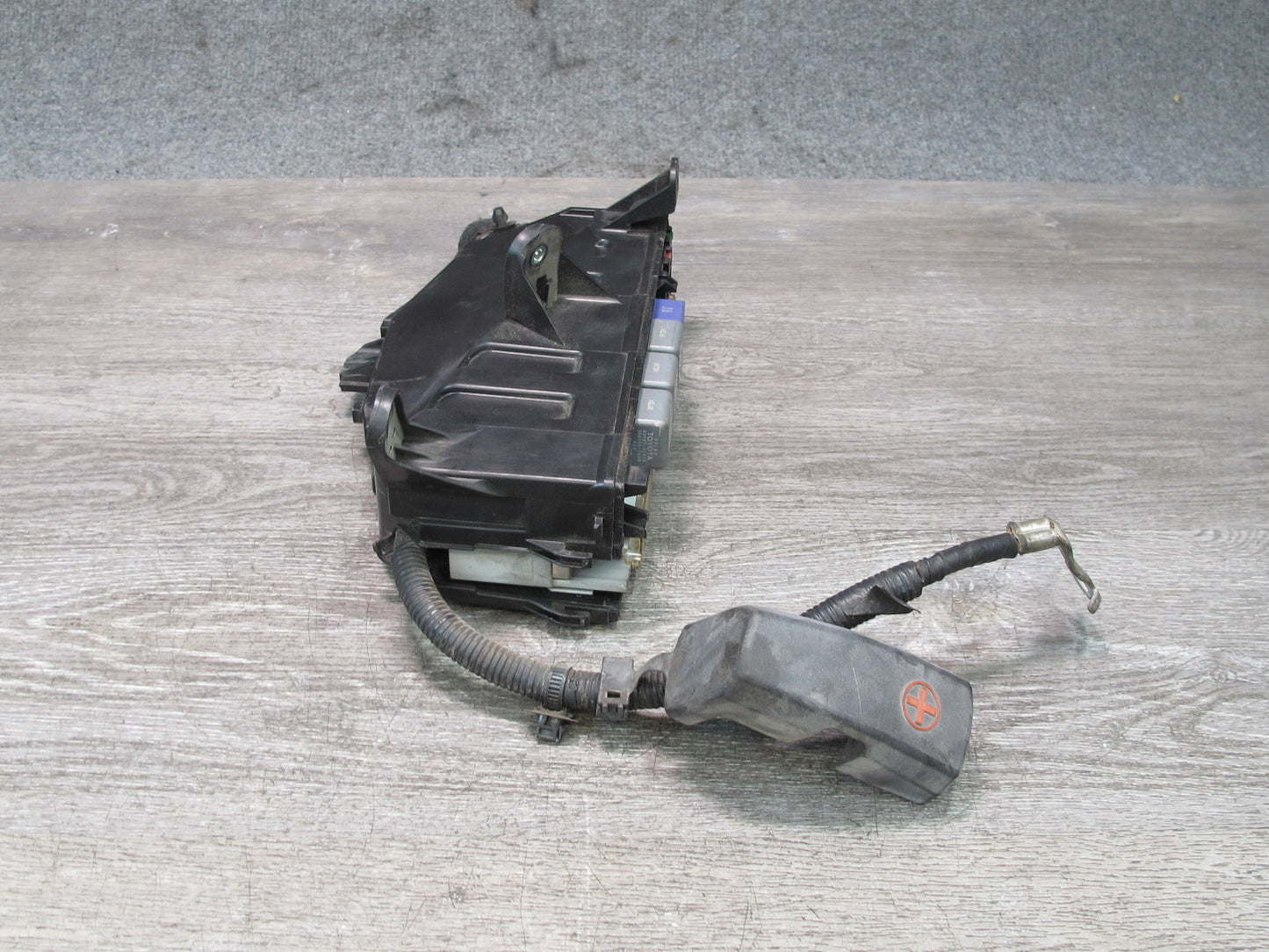 10-15 Lexus IS250 Convertible Power Distribution Fuse Box w Battery Cable OEM