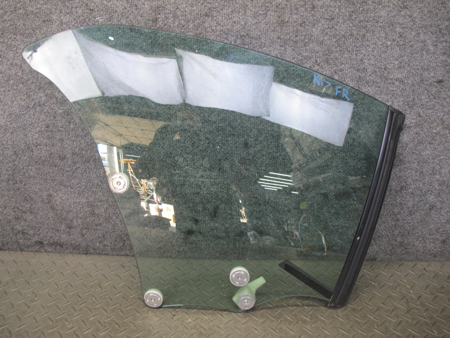 10-15 Lexus IS350 IS250 Convertible Rear Right Side Quarter Window Glass OEM