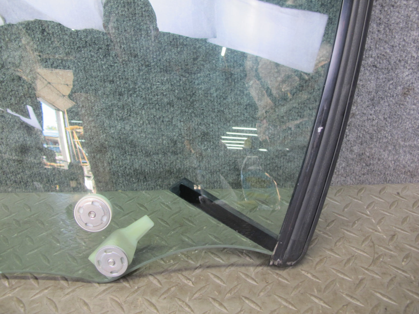 10-15 Lexus IS350 IS250 Convertible Rear Right Side Quarter Window Glass OEM