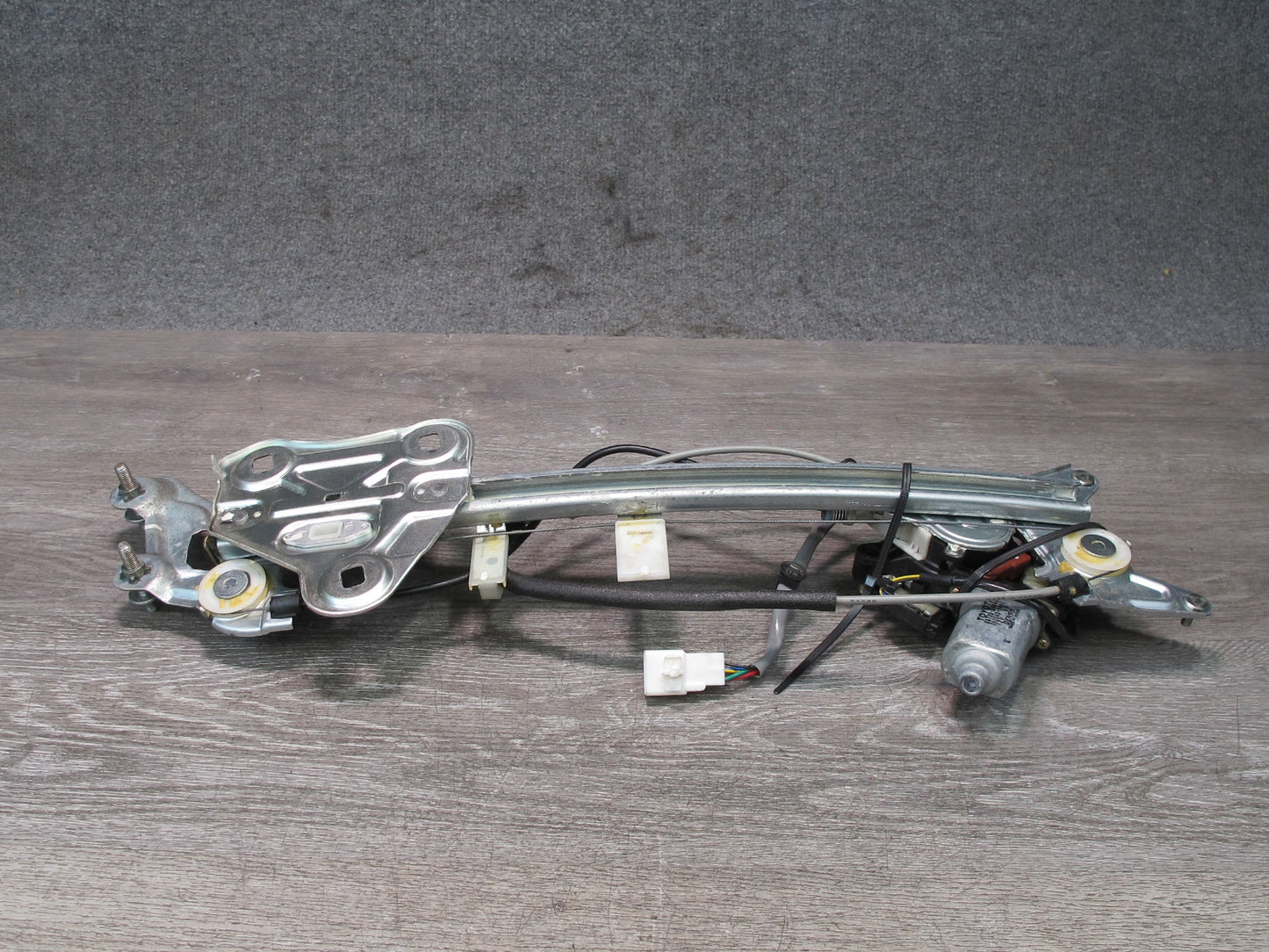 02-10 Lexus Z40 SC430 Front Left Driver Door Window Regulator w Motor OEM