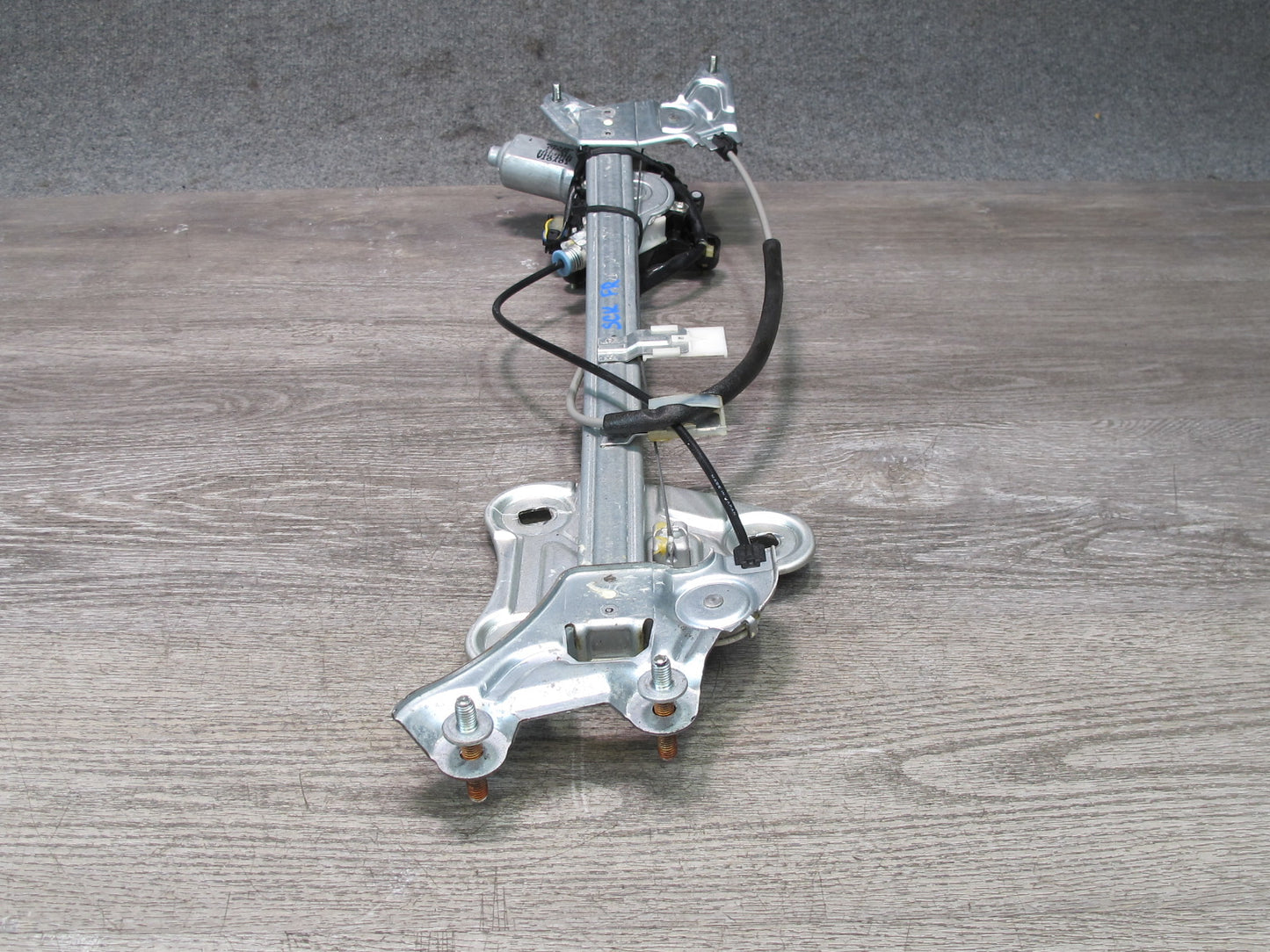 02-10 Lexus Z40 SC430 Front Right Passenger Door Window Regulator w Motor OEM