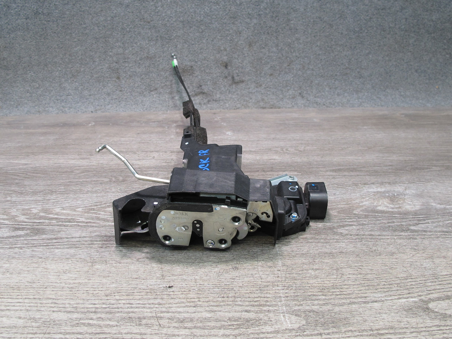 02-10 Lexus Z40 SC430 Right Passenger Door Lock Latch Actuator OEM
