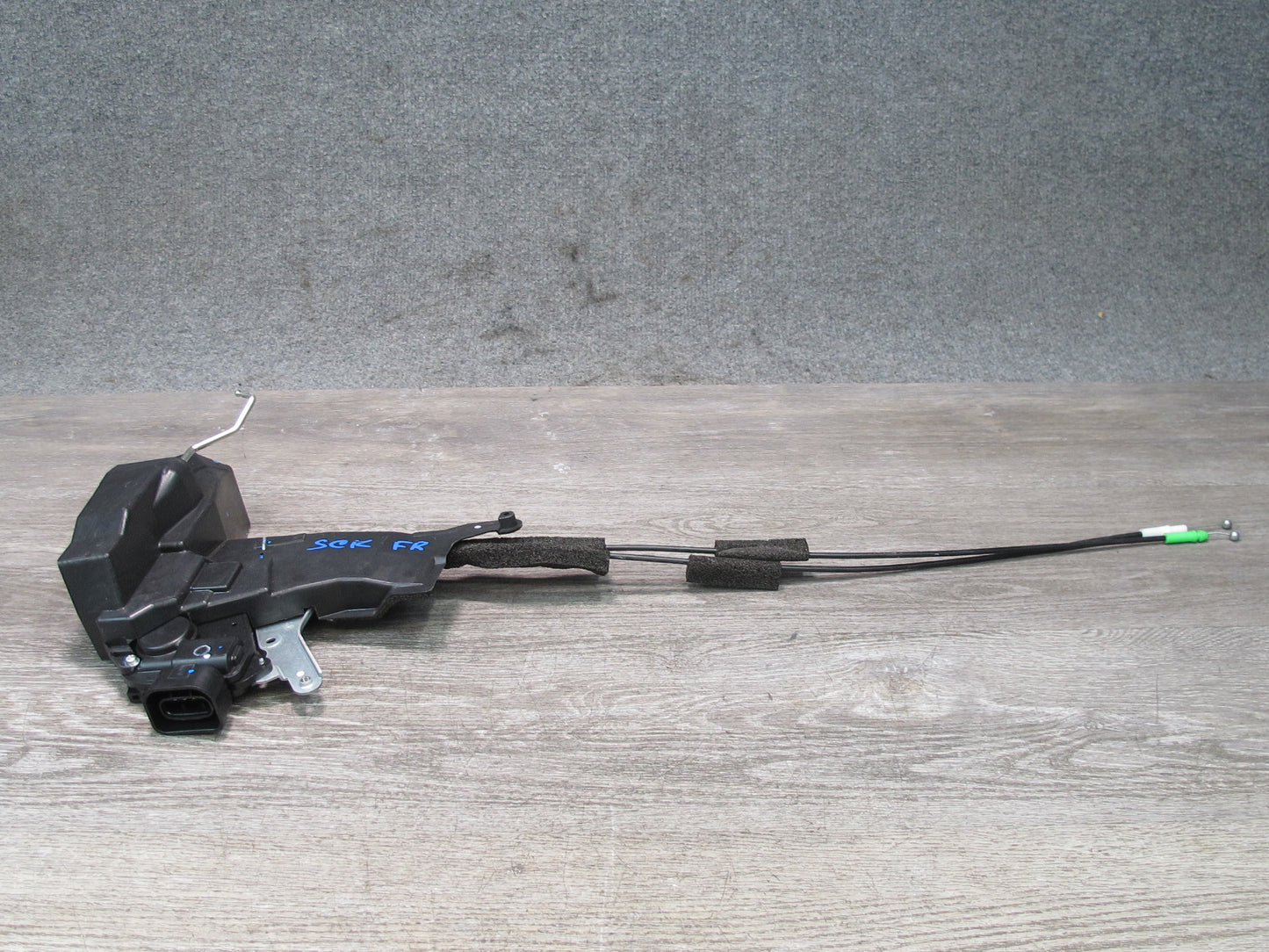 02-10 Lexus Z40 SC430 Right Passenger Door Lock Latch Actuator OEM