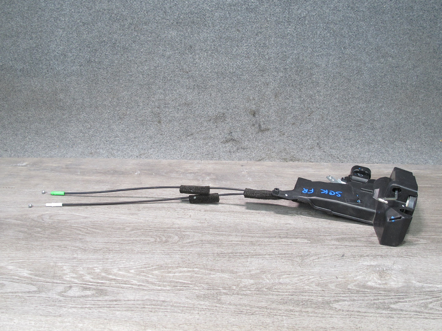 02-10 Lexus Z40 SC430 Right Passenger Door Lock Latch Actuator OEM