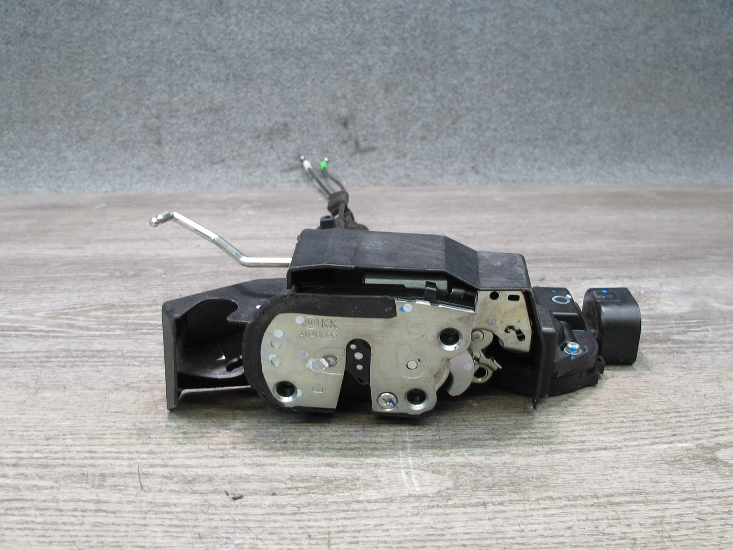 02-10 Lexus Z40 SC430 Right Passenger Door Lock Latch Actuator OEM