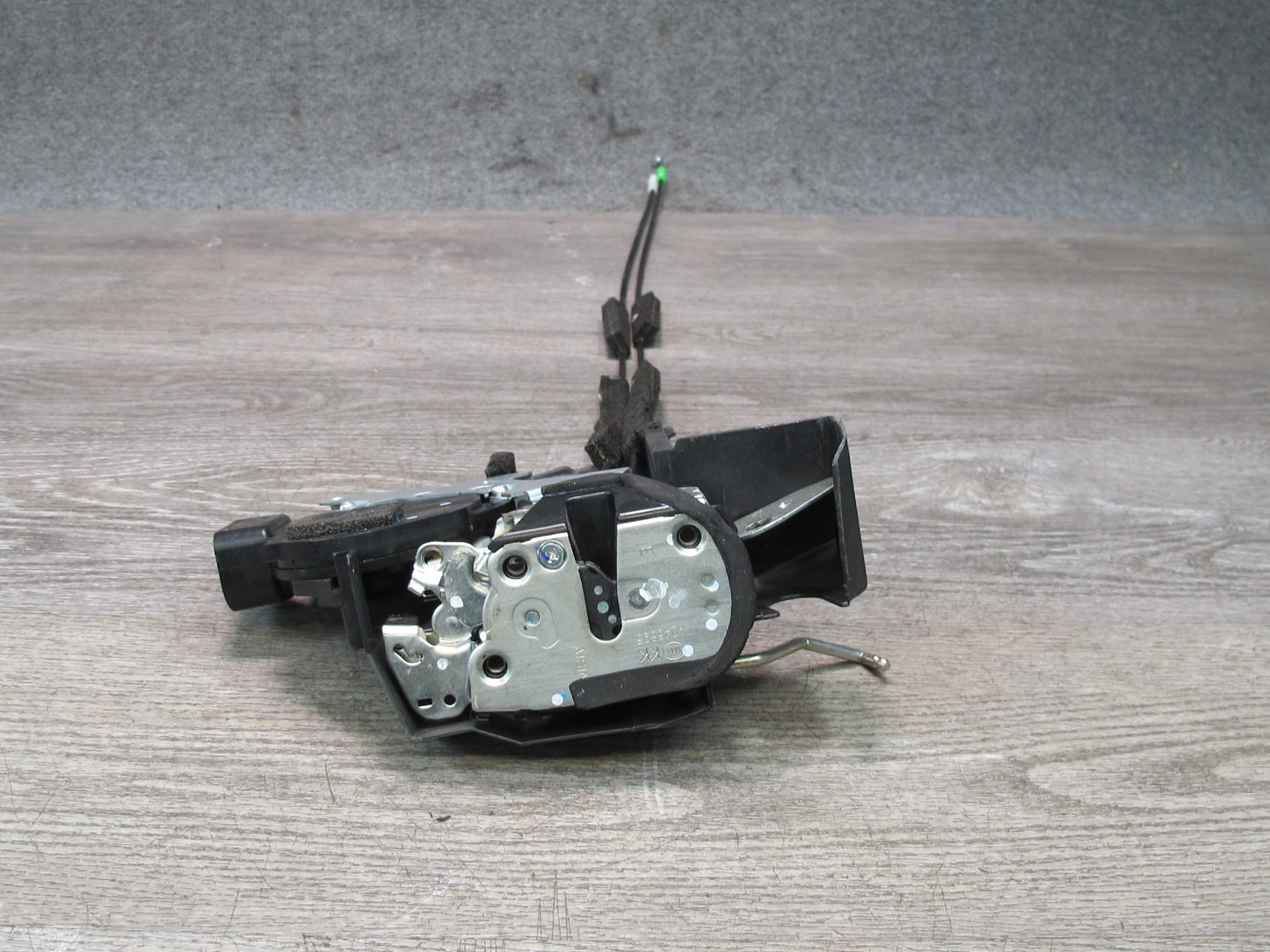 02-10 Lexus Z40 SC430 Right Passenger Door Lock Latch Actuator OEM