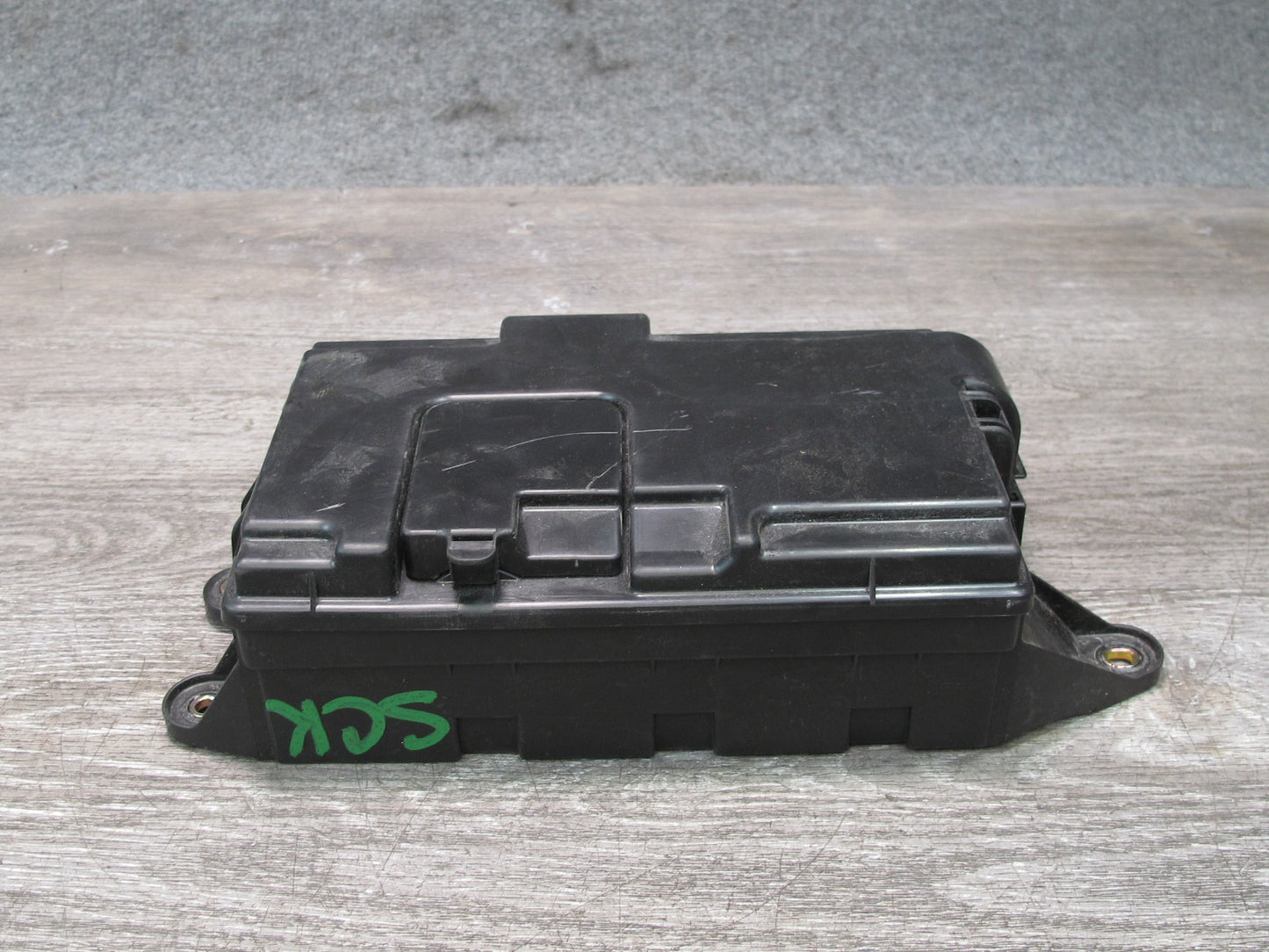 02-10 Lexus Z40 SC430 Rear Trunk Fuse Relay Box Module 82670-24092 OEM