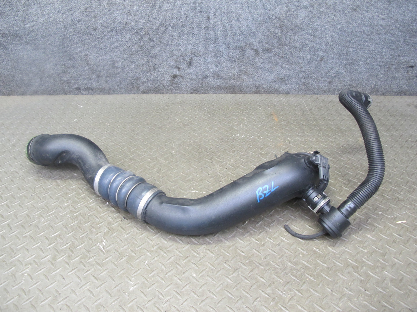09-16 BMW E89 Z4 Turbocharger Charge Air Induction Pipe Tube OEM