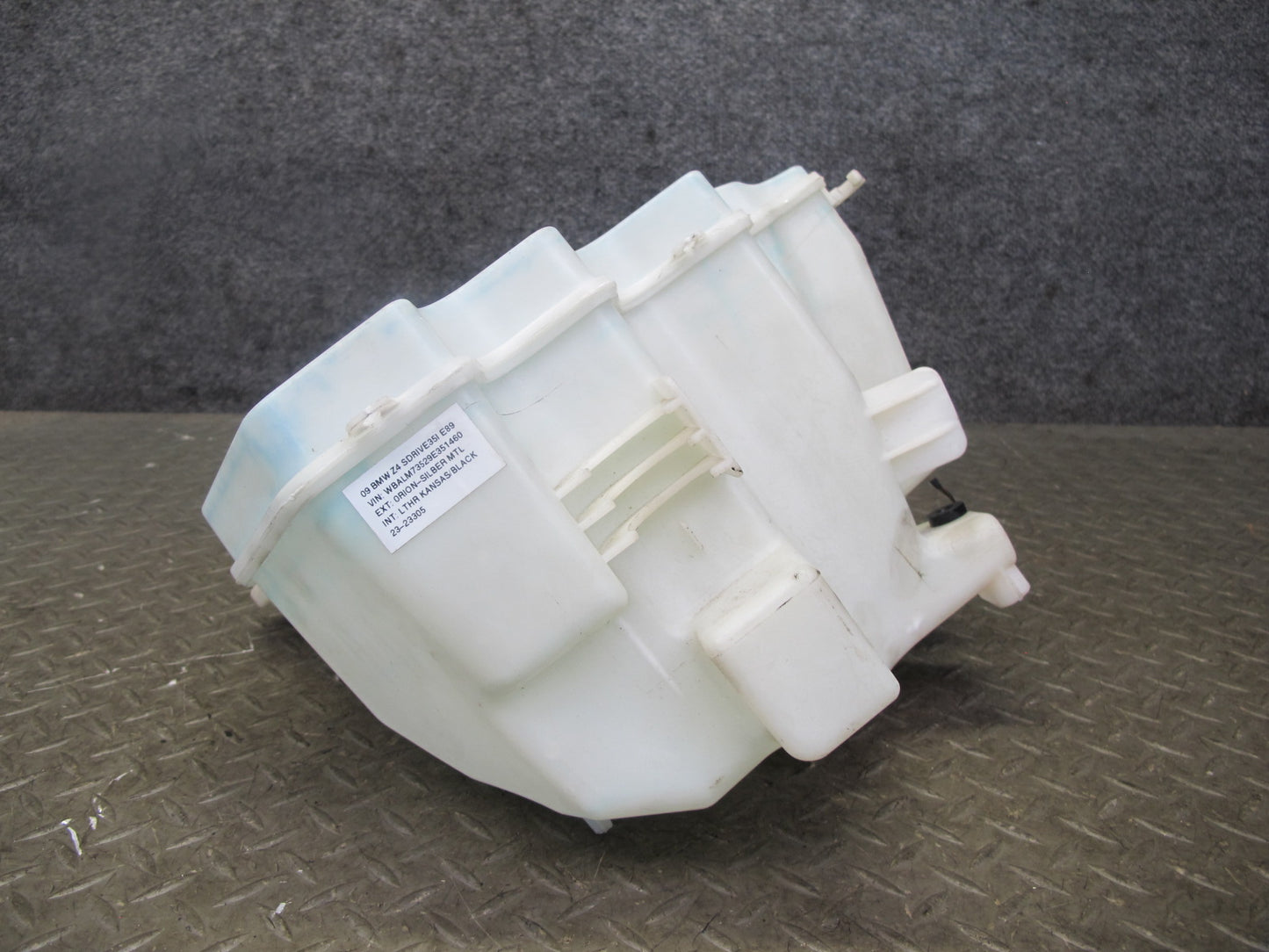09-16 BMW E89 Z4 Windshield Washer Fluid Reservoir Tank w Pump OEM
