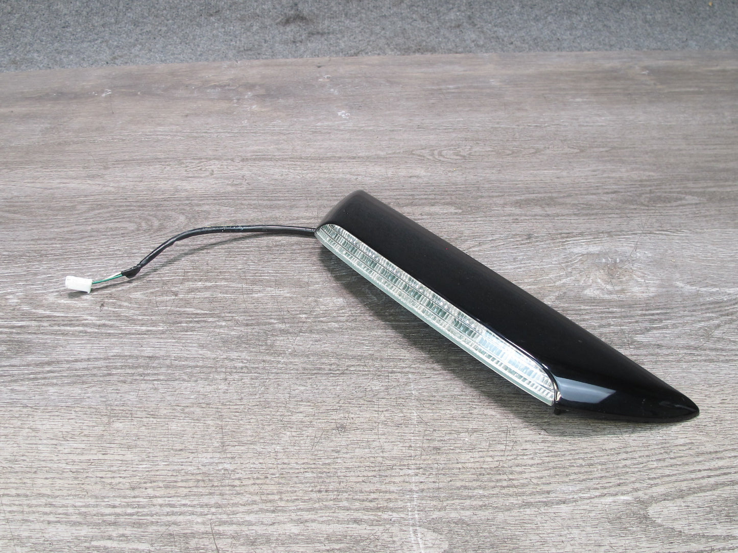 02-10 Lexus Z40 SC430 Rear Trunk Third 3RD Brake Light Lamp Black OEM