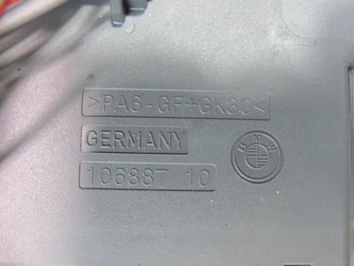 09-16 BMW E89 Z4 Front Power Distribution Fuse Relay Box Module 9154970 OEM