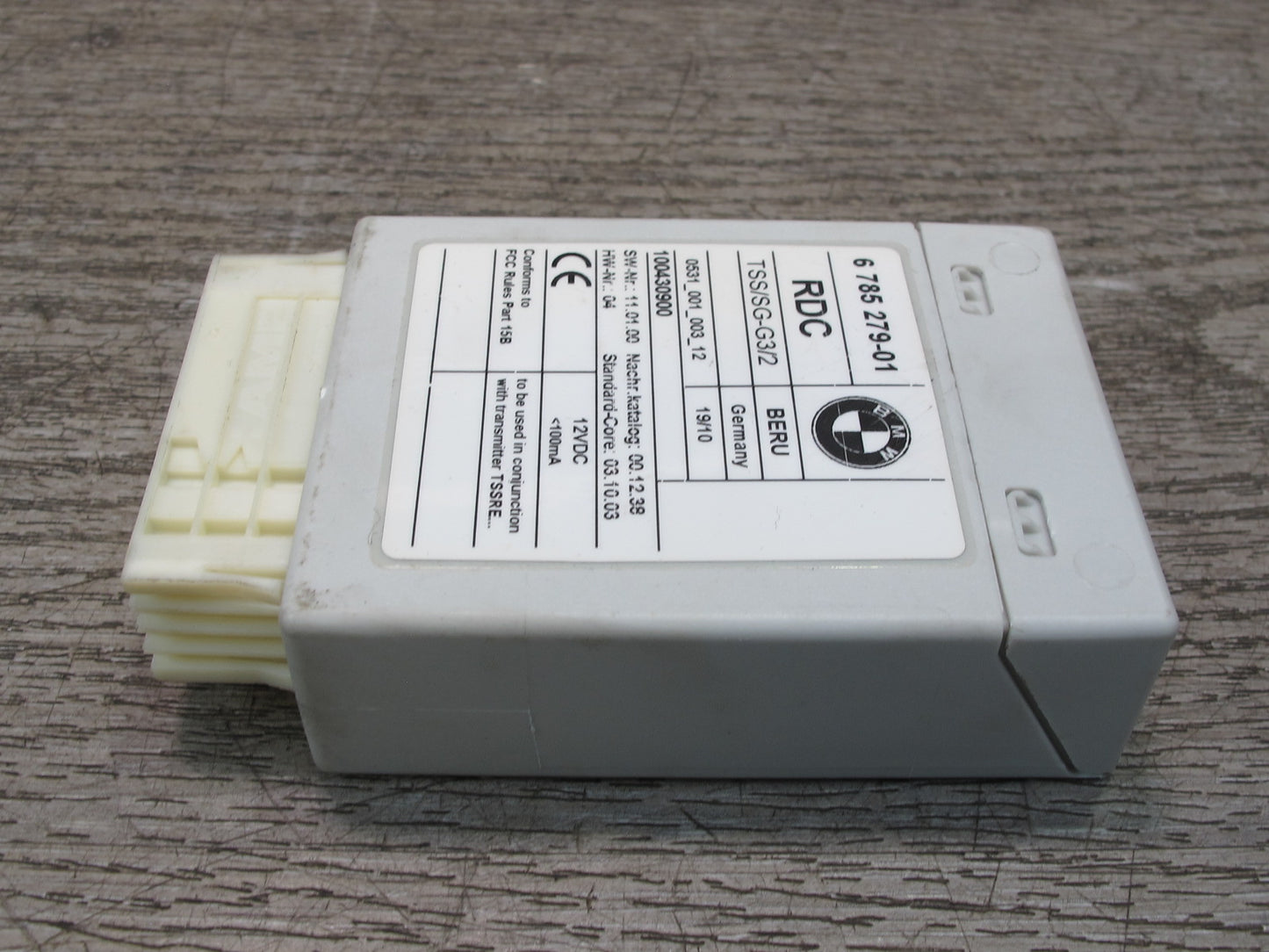 09-16 BMW E89 Z4 TPMS RDC Tire Pressure Control Module 6785279 OEM