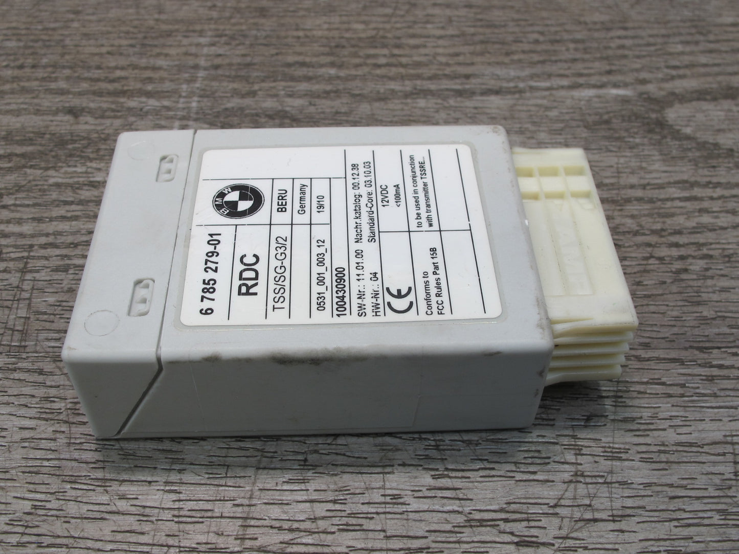 09-16 BMW E89 Z4 TPMS RDC Tire Pressure Control Module 6785279 OEM