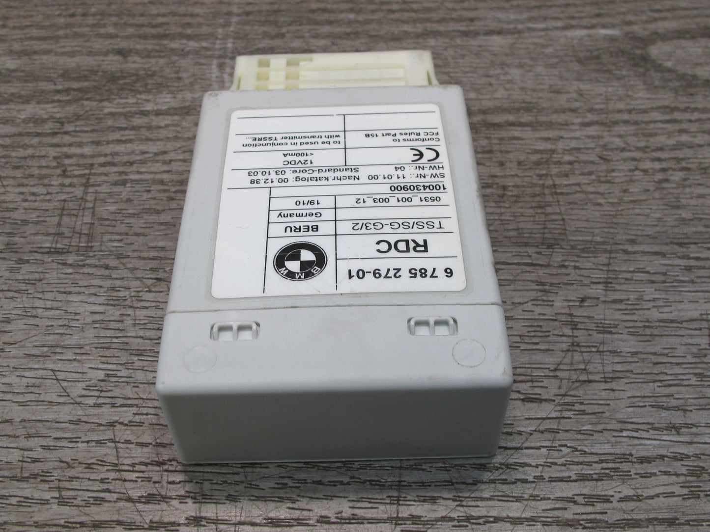 09-16 BMW E89 Z4 TPMS RDC Tire Pressure Control Module 6785279 OEM