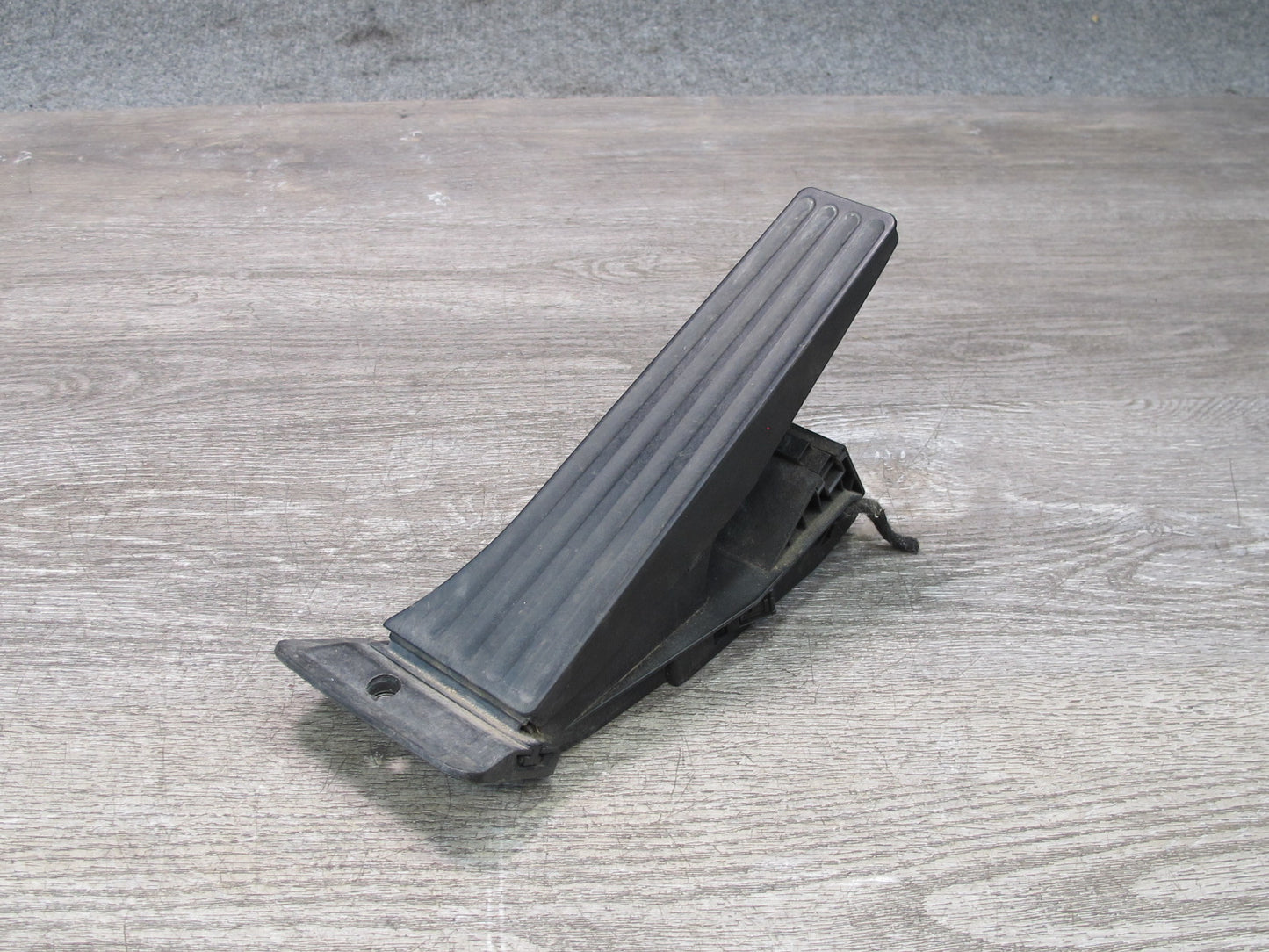 09-16 BMW E89 Z4 A/T Gas Acceleration  Pedal 6789998 OEM