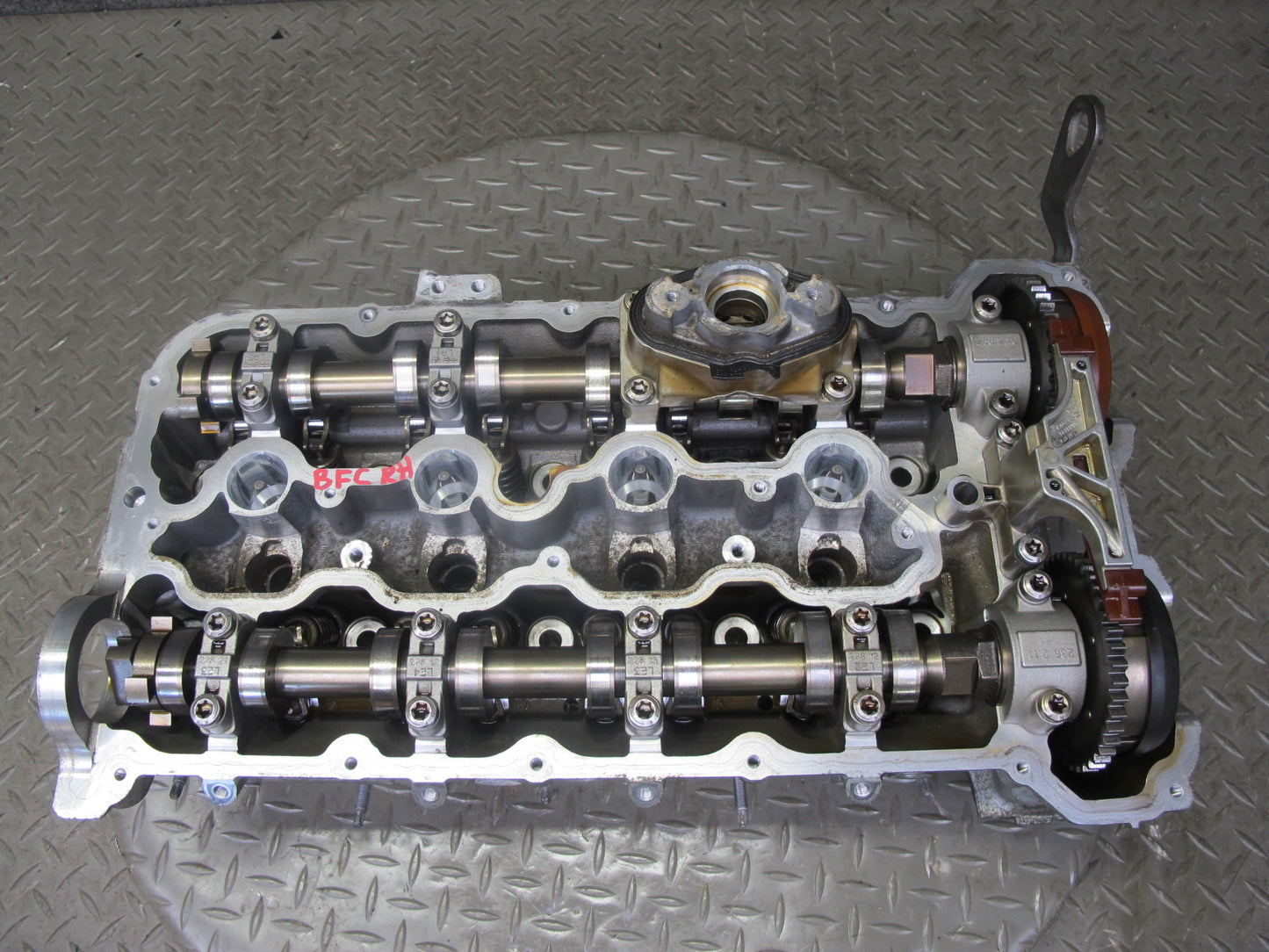 11-13 BMW F10 550i N63 Engine Motor Right Cylinder Head w Camshafts 103K OEM