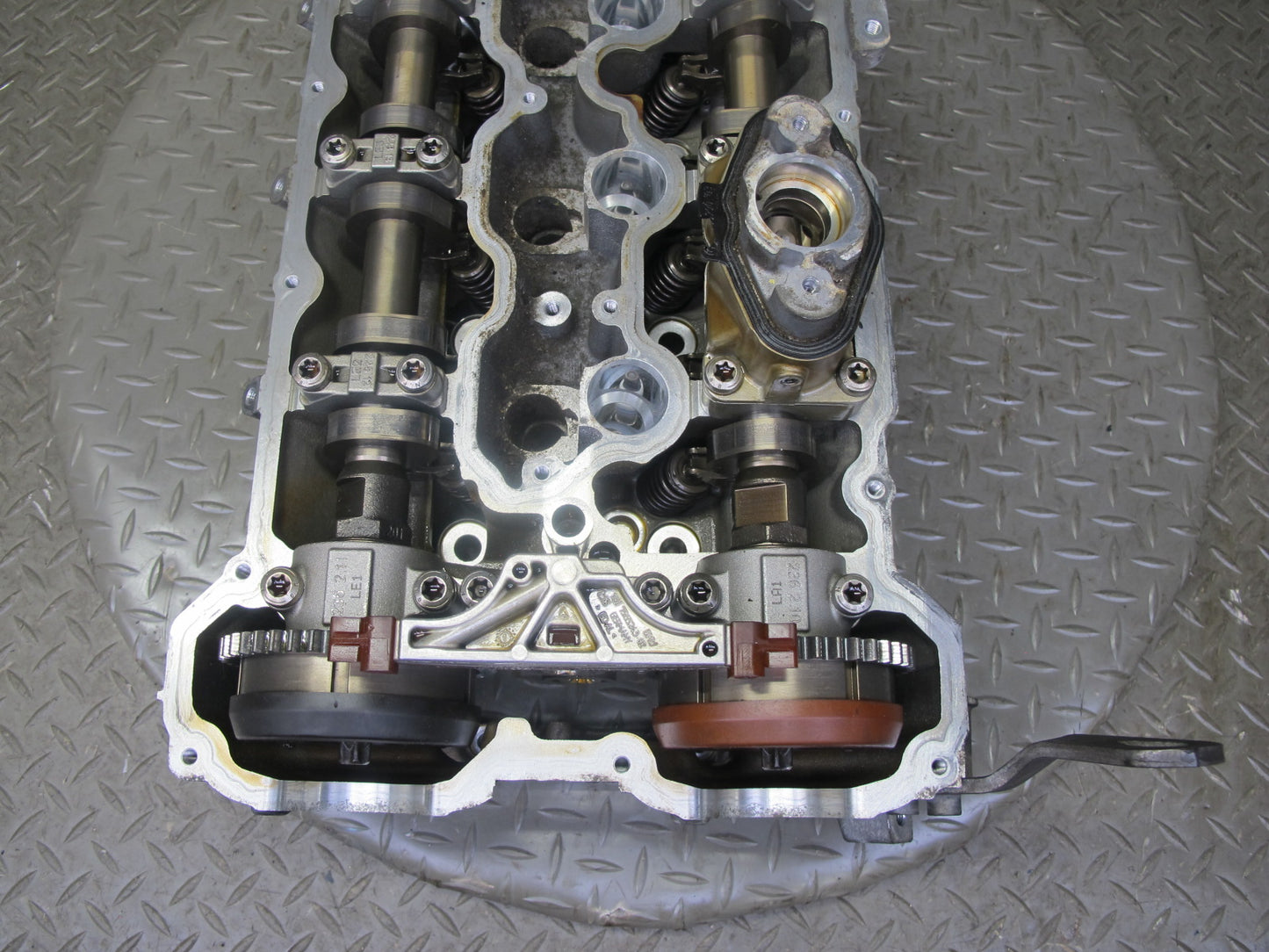 11-13 BMW F10 550i N63 Engine Motor Right Cylinder Head w Camshafts 103K OEM