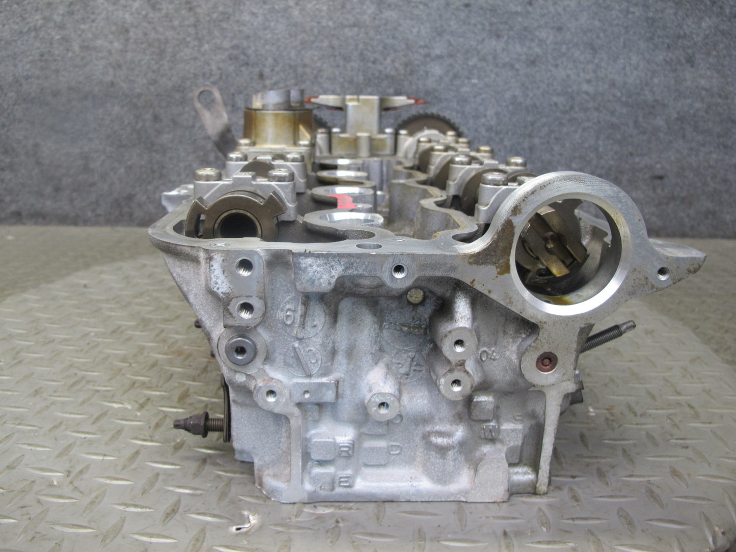 11-13 BMW F10 550i N63 Engine Motor Right Cylinder Head w Camshafts 103K OEM