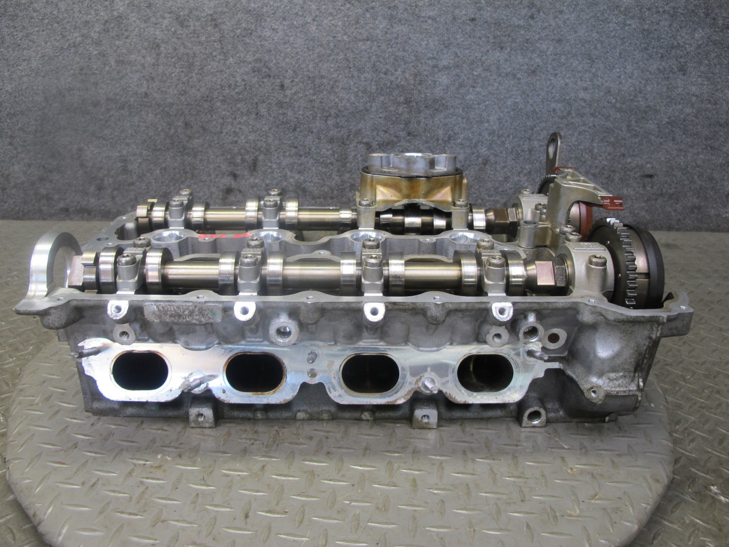 11-13 BMW F10 550i N63 Engine Motor Right Cylinder Head w Camshafts 103K OEM
