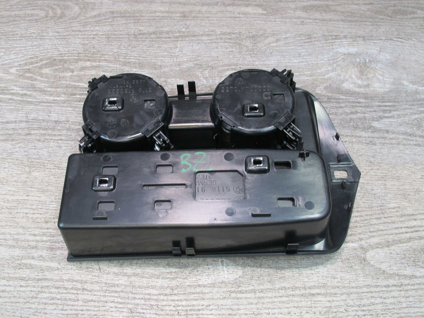 09-16 BMW E89 Z4 Center Console CUP Holder Storage Panel 9150225 OEM