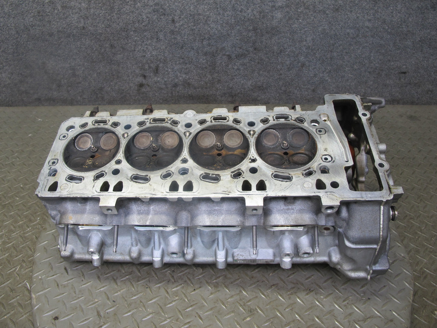 11-13 BMW F10 550i N63 Engine Motor Left Cylinder Head w Camshafts 103K OEM