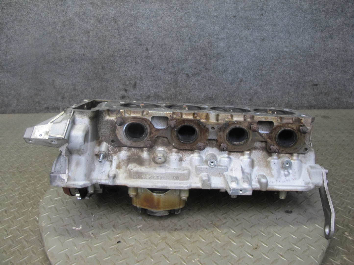 11-13 BMW F10 550i N63 Engine Motor Left Cylinder Head w Camshafts 103K OEM
