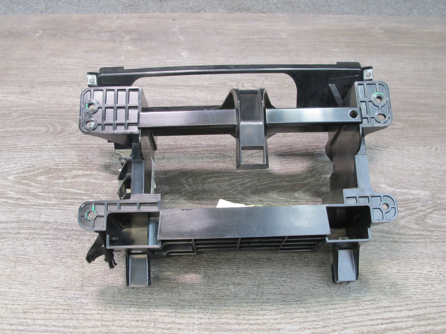 09-16 BMW E89 Z4 Dash Center Radio Mount Bracket Support Panel OEM