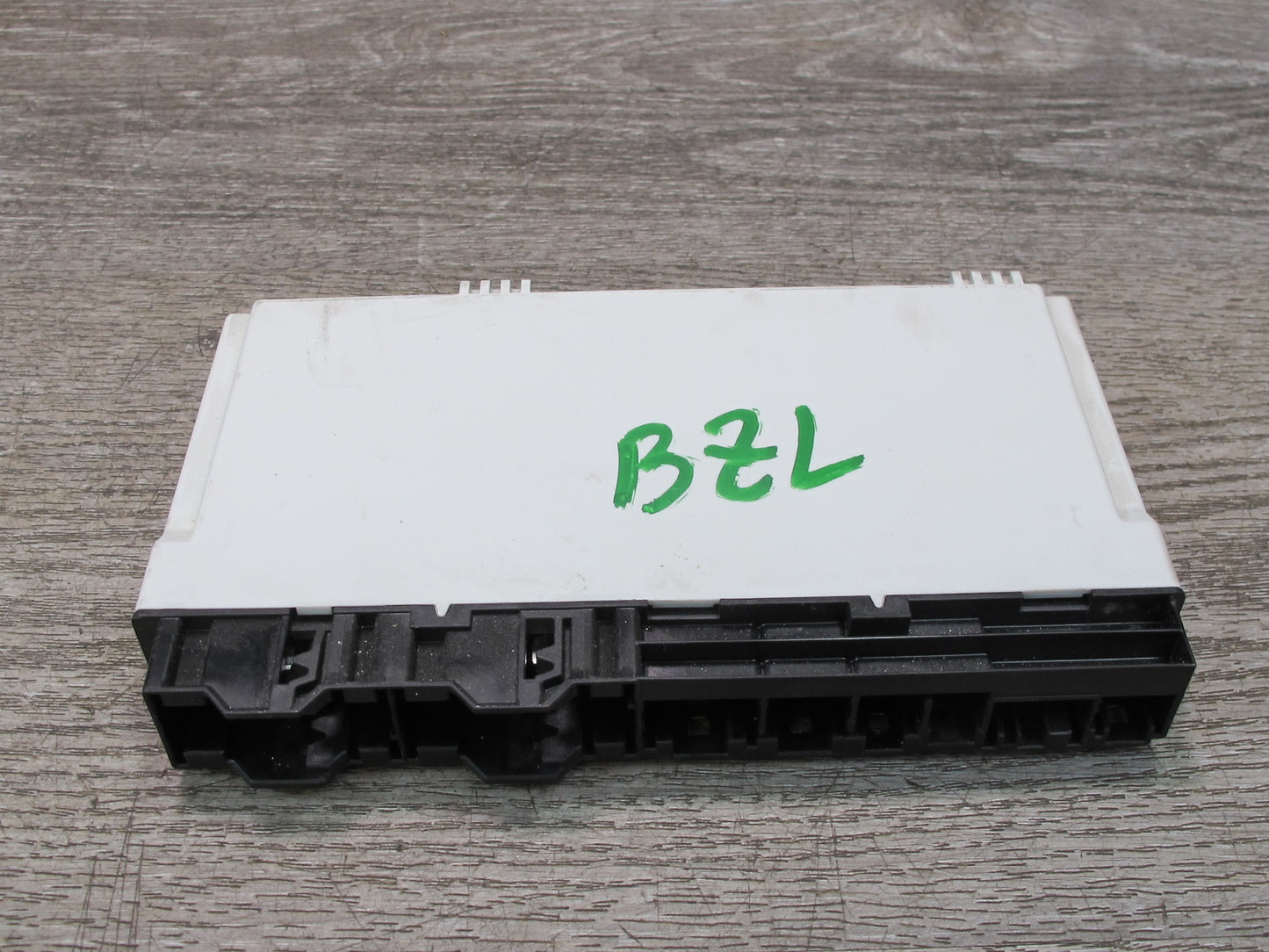 09-16 BMW E89 Z4 Front Left or Right Power Seat Control Module 9221861 OEM