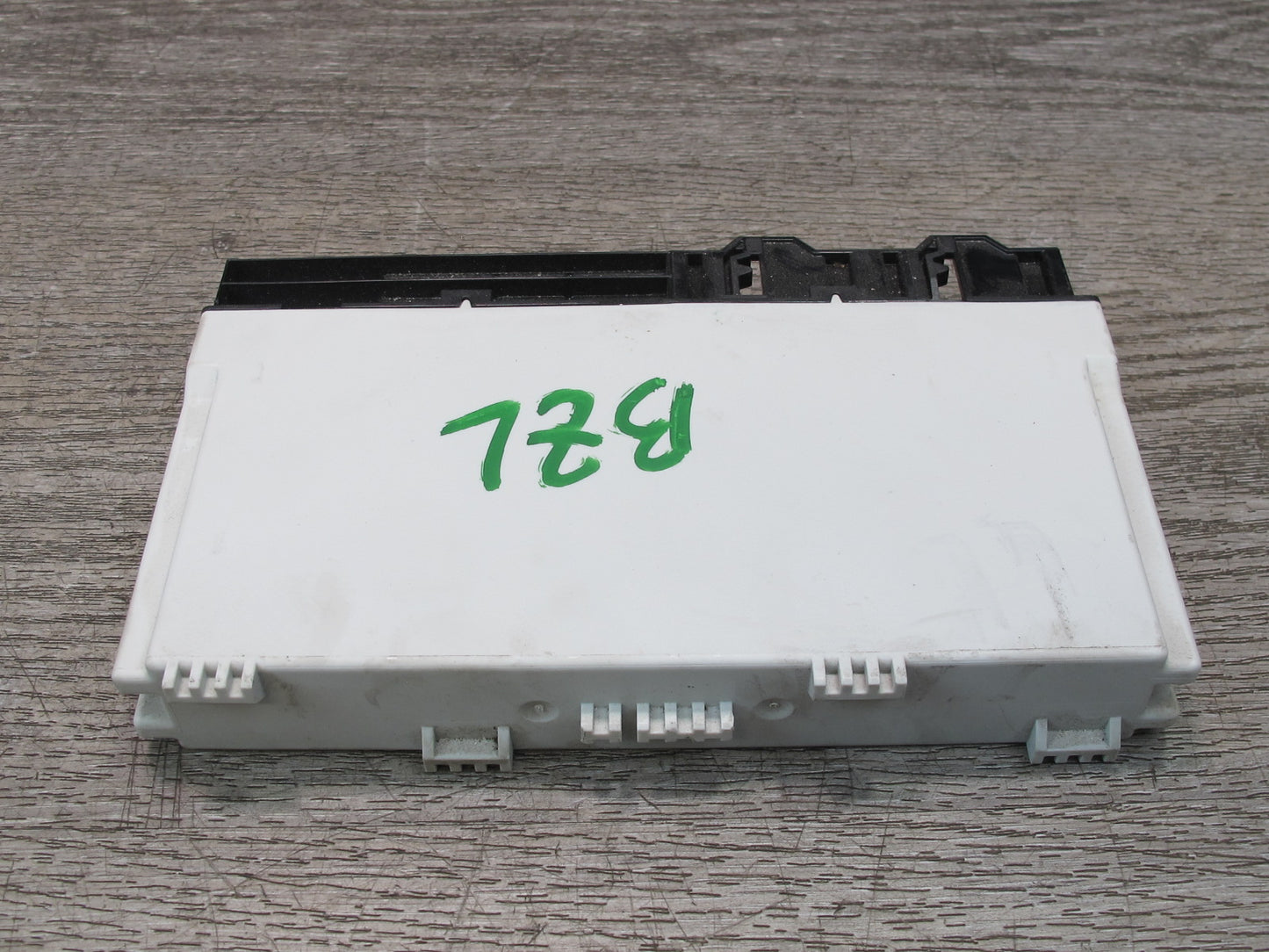 09-16 BMW E89 Z4 Front Left or Right Power Seat Control Module 9221861 OEM