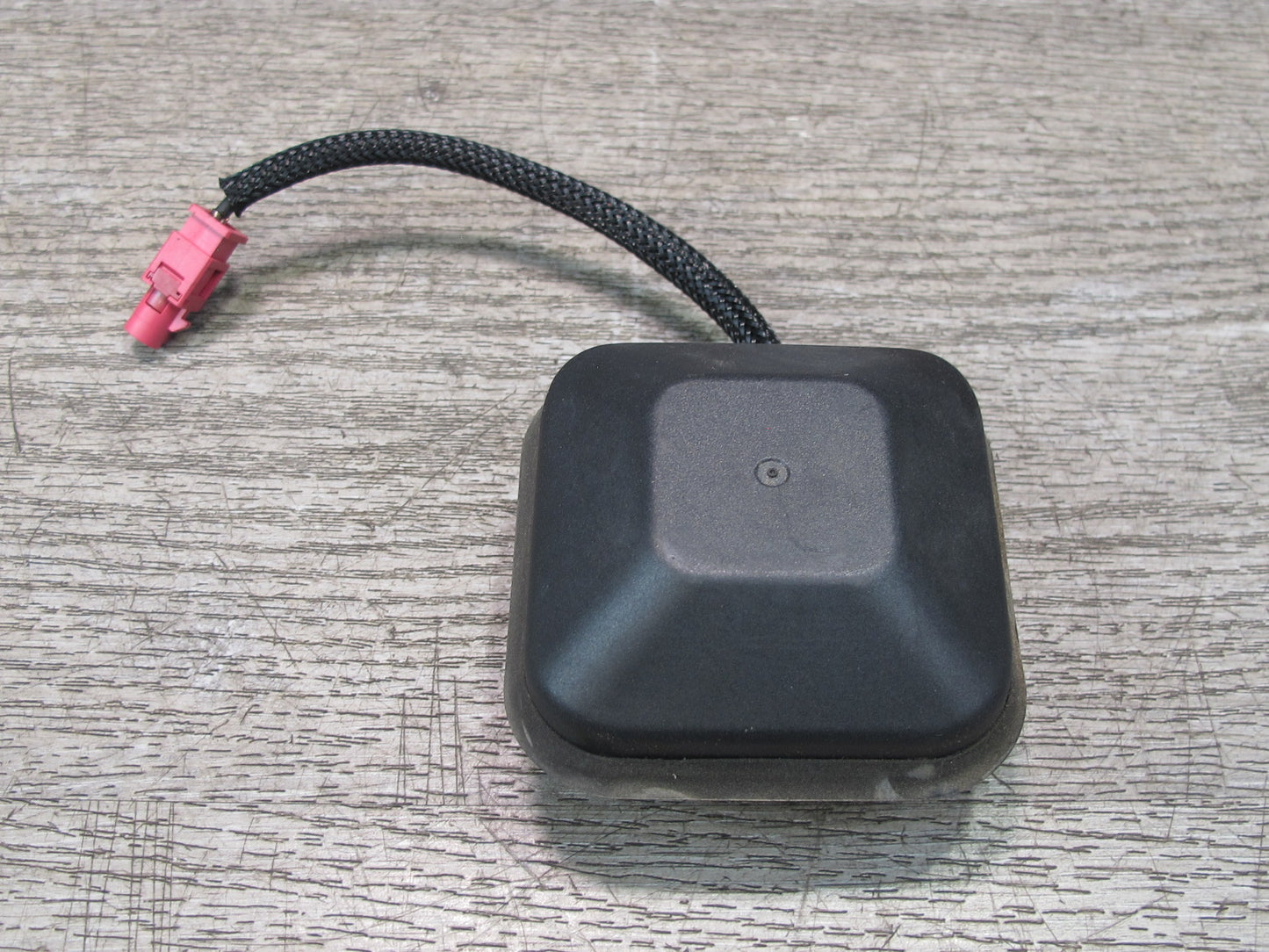 09-16 BMW E89 Z4 Satellite Radio Antenna 9224647 OEM