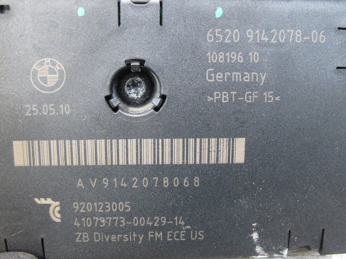 09-16 BMW E89 Z4 Radio Antenna Amplifier Diversity Module 9142078 OEM