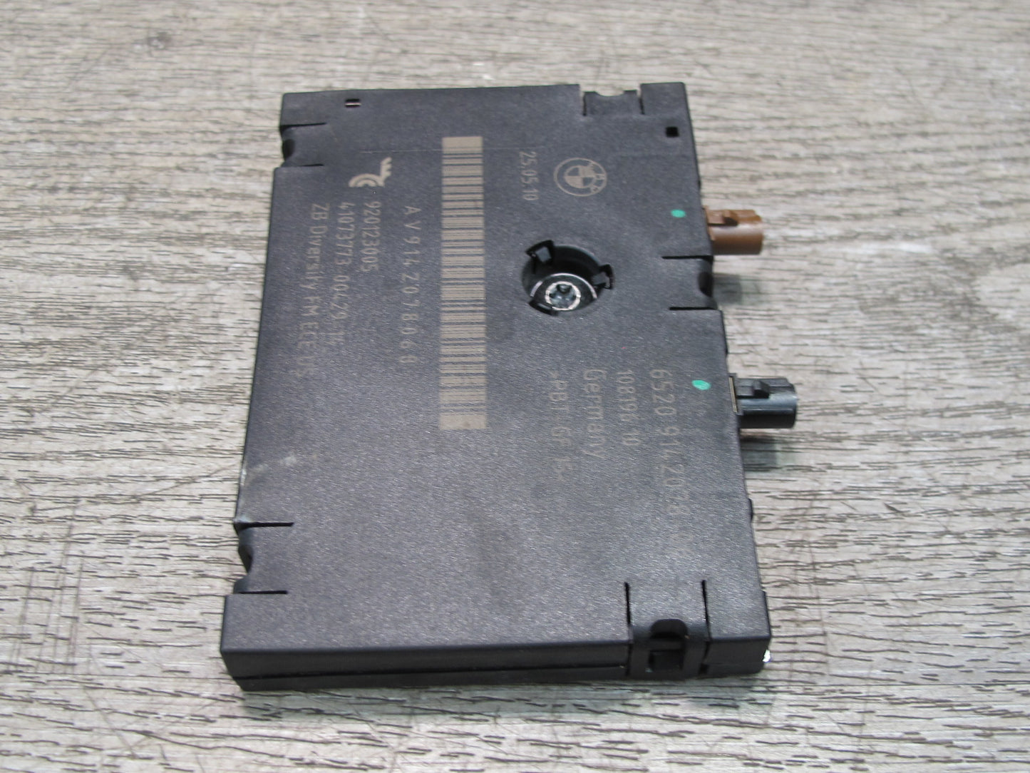 09-16 BMW E89 Z4 Radio Antenna Amplifier Diversity Module 9142078 OEM