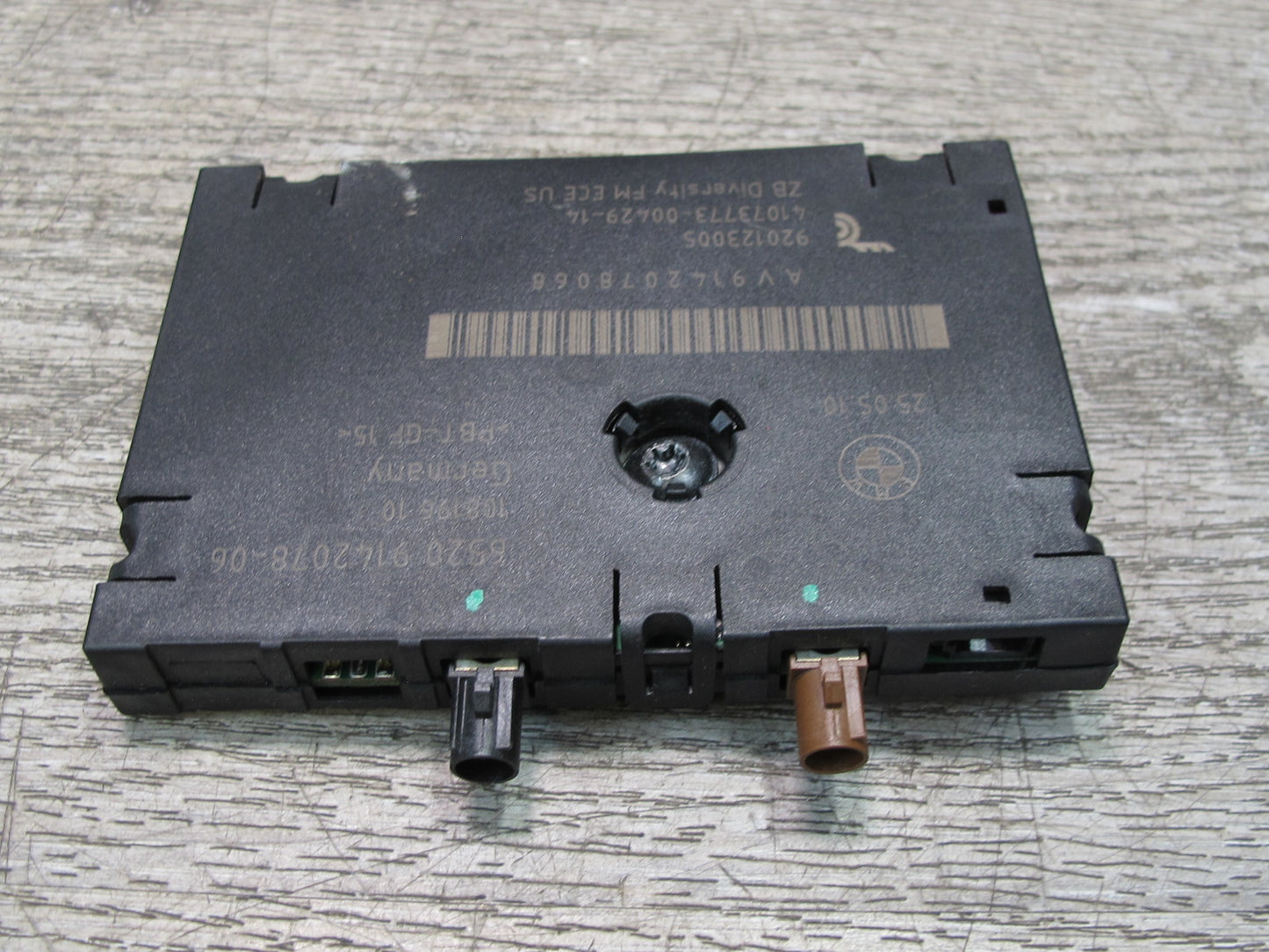 09-16 BMW E89 Z4 Radio Antenna Amplifier Diversity Module 9142078 OEM
