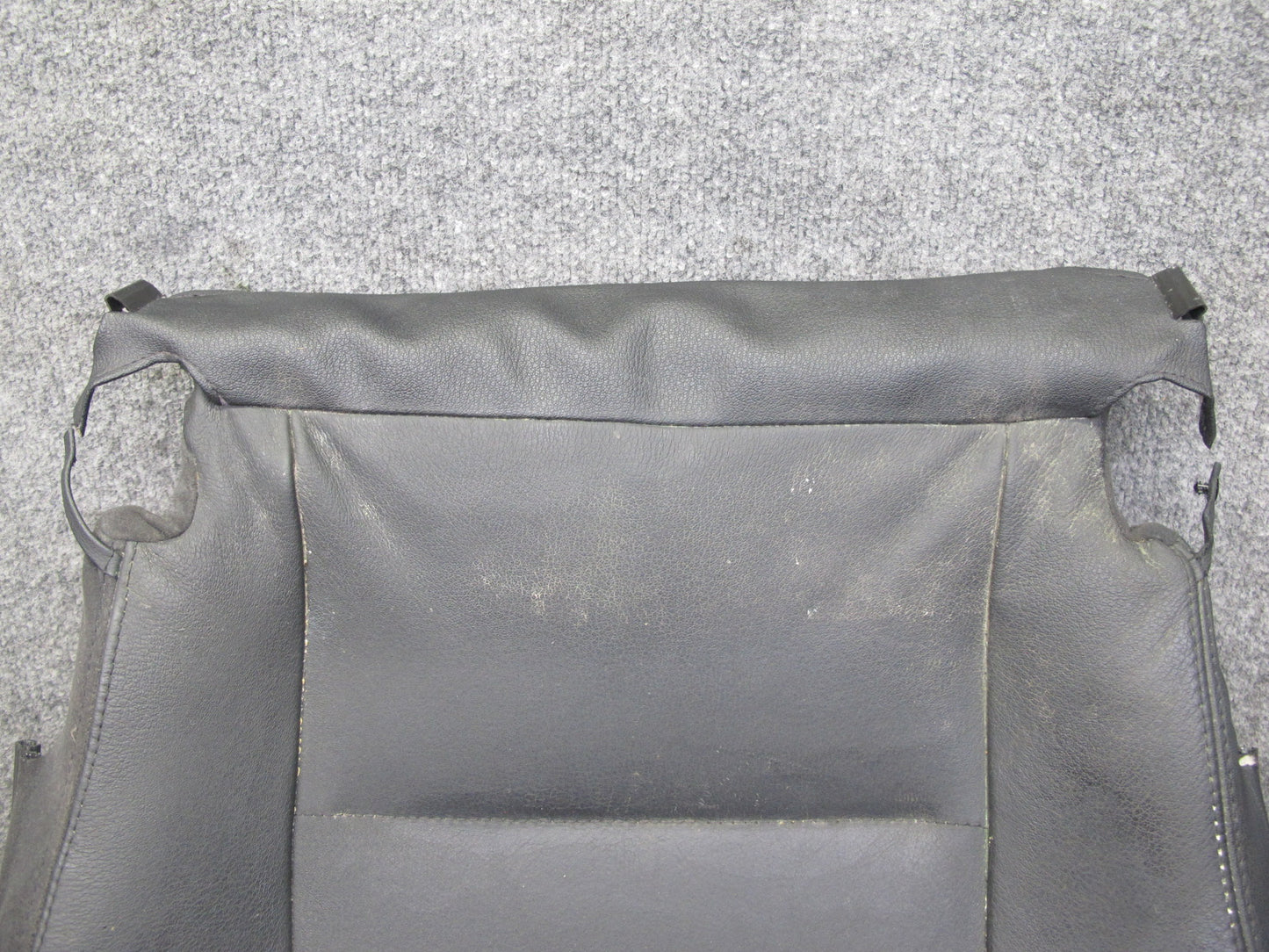 09-16 BMW E89 Z4 Front Left Sport Seat Lower Leather Cushion OEM