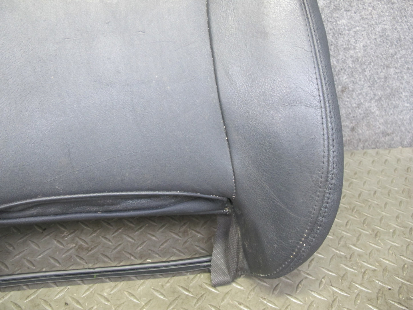 09-16 BMW E89 Z4 Front Left Sport Seat Lower Leather Cushion OEM