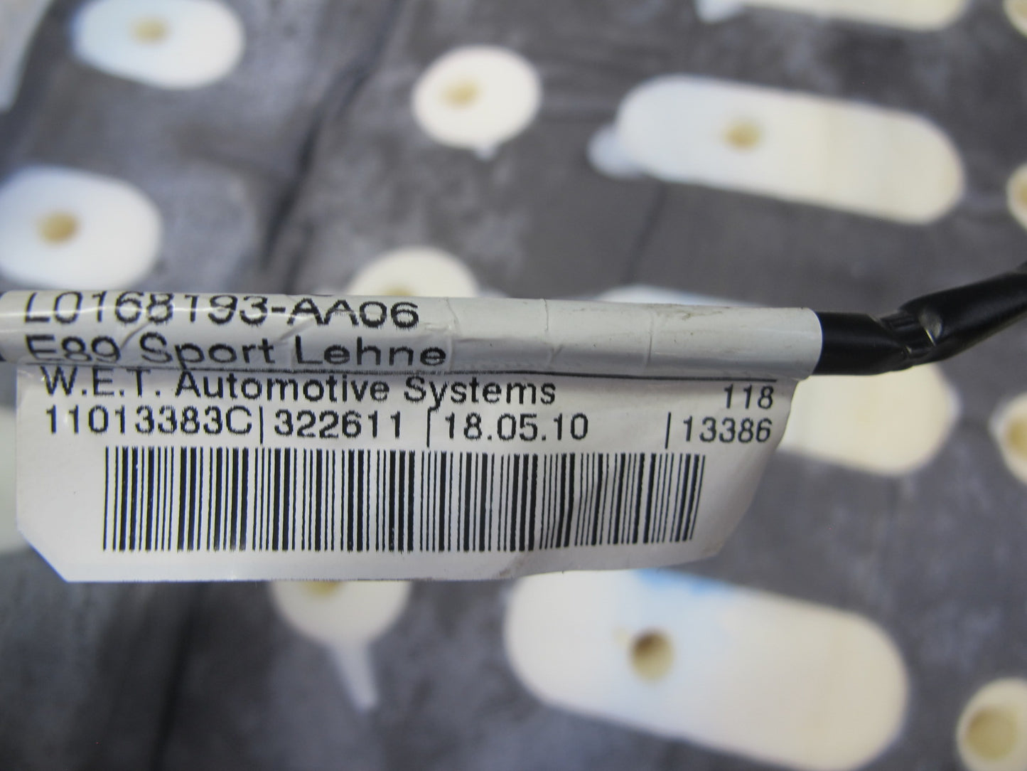 09-16 BMW E89 Z4 Front Right Seat Upper Backrest Leather Cushion OEM