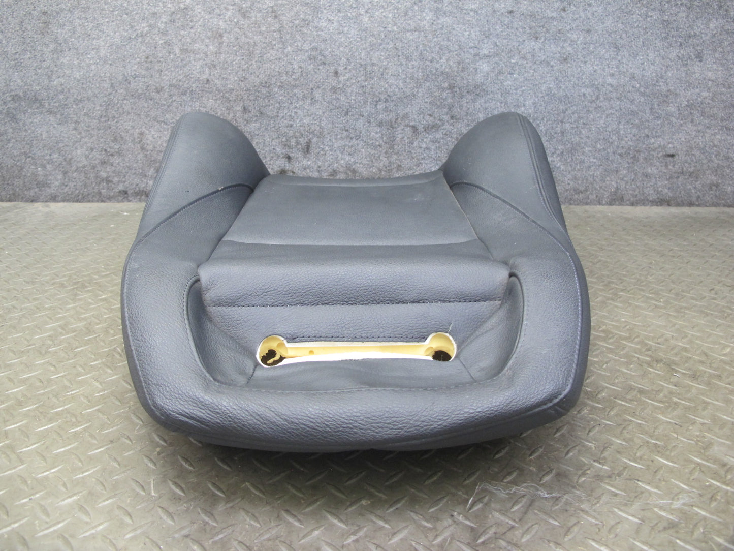 09-16 BMW E89 Z4 Front Right Seat Upper Backrest Leather Cushion OEM